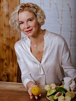 Хмелёва Яна Валентиновна